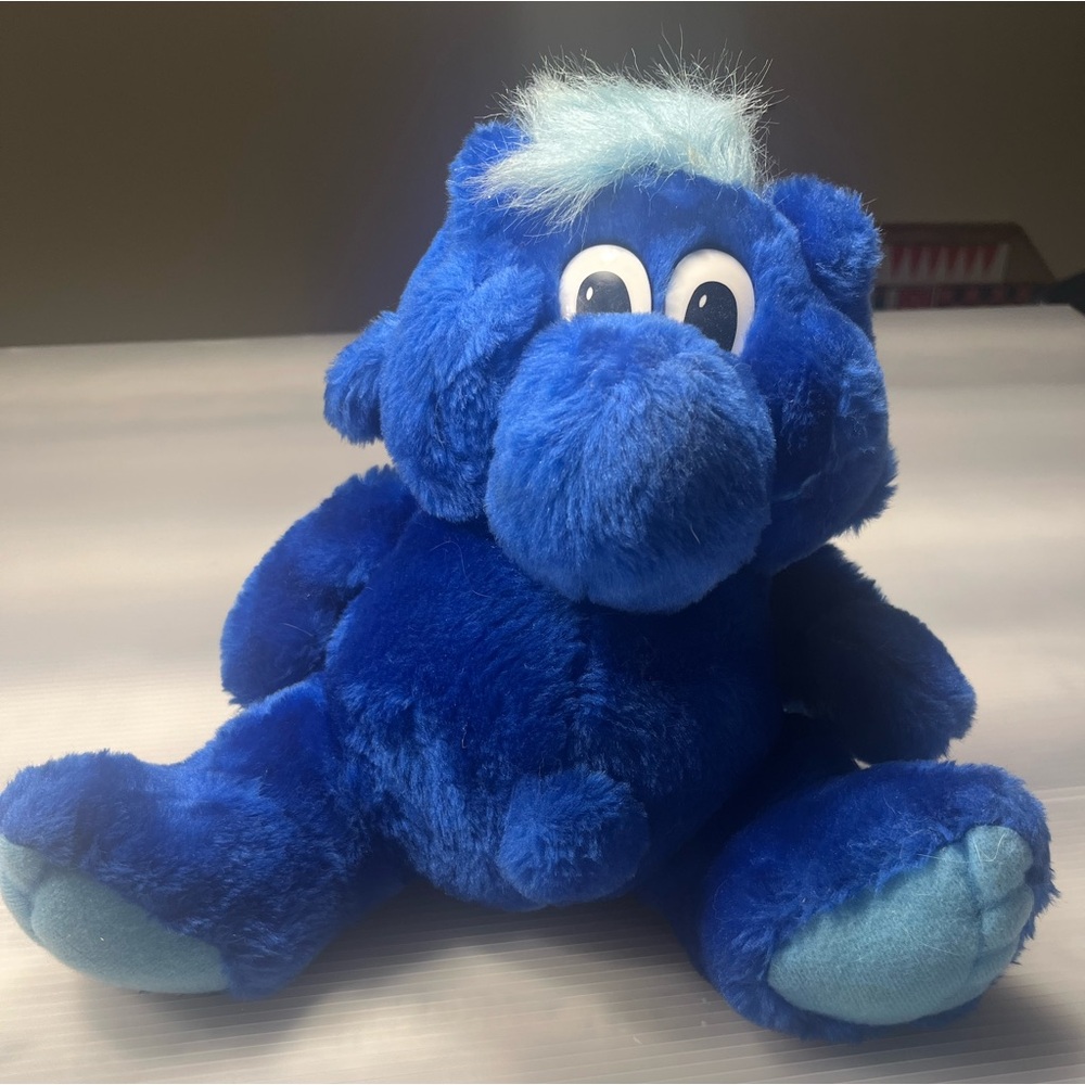 Vintage plush Stuffed Animal Kizmo Kodak Kolorkins